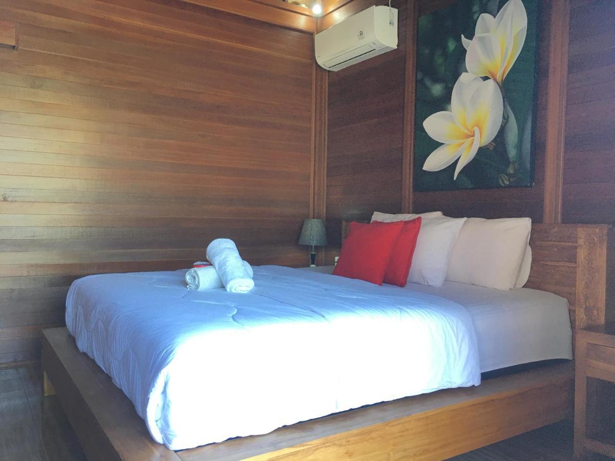 Wahyu Homestay 1 Lembongan Exterior foto