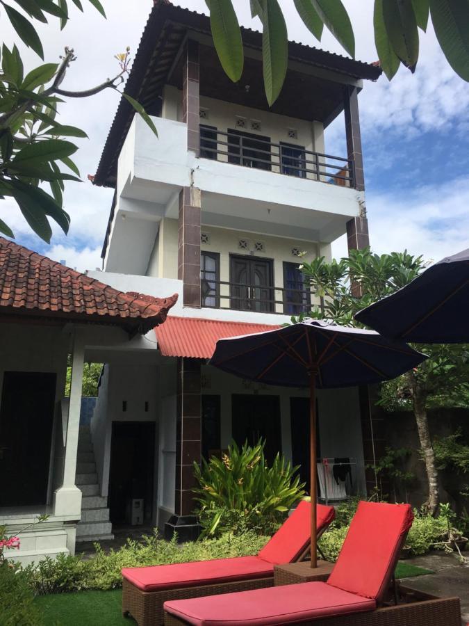 Wahyu Homestay 1 Lembongan Exterior foto