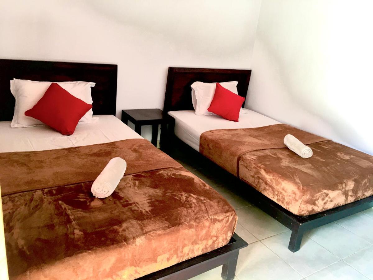 Wahyu Homestay 1 Lembongan Exterior foto